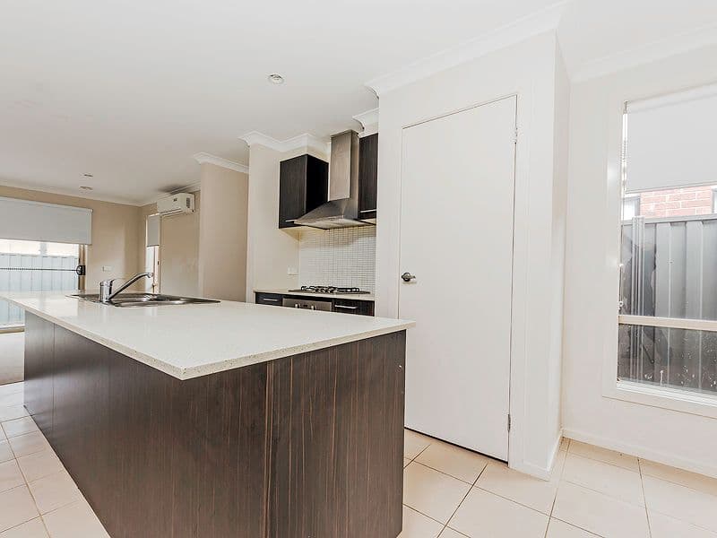 29 Kambah Street, Tarneit VIC 3029, Tarneit - Thumbnail 5