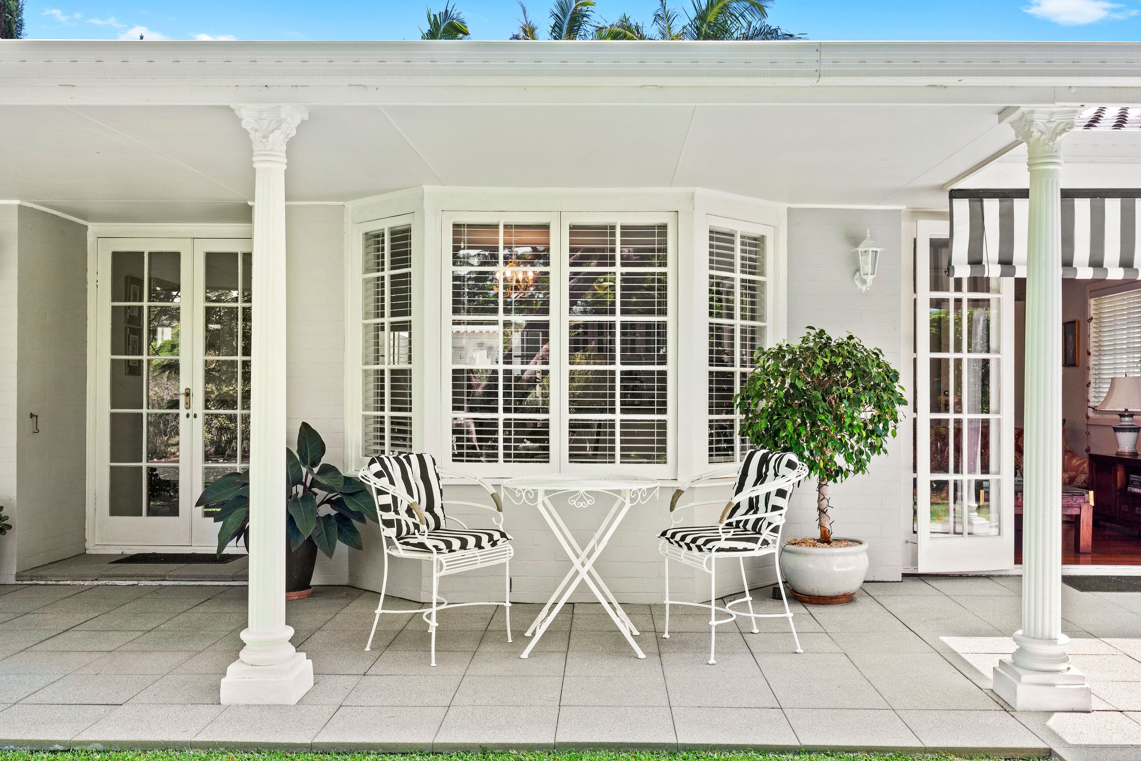 12 Savoy Drive, Broadbeach Waters QLD 4218, Broadbeach Waters - Thumbnail 3