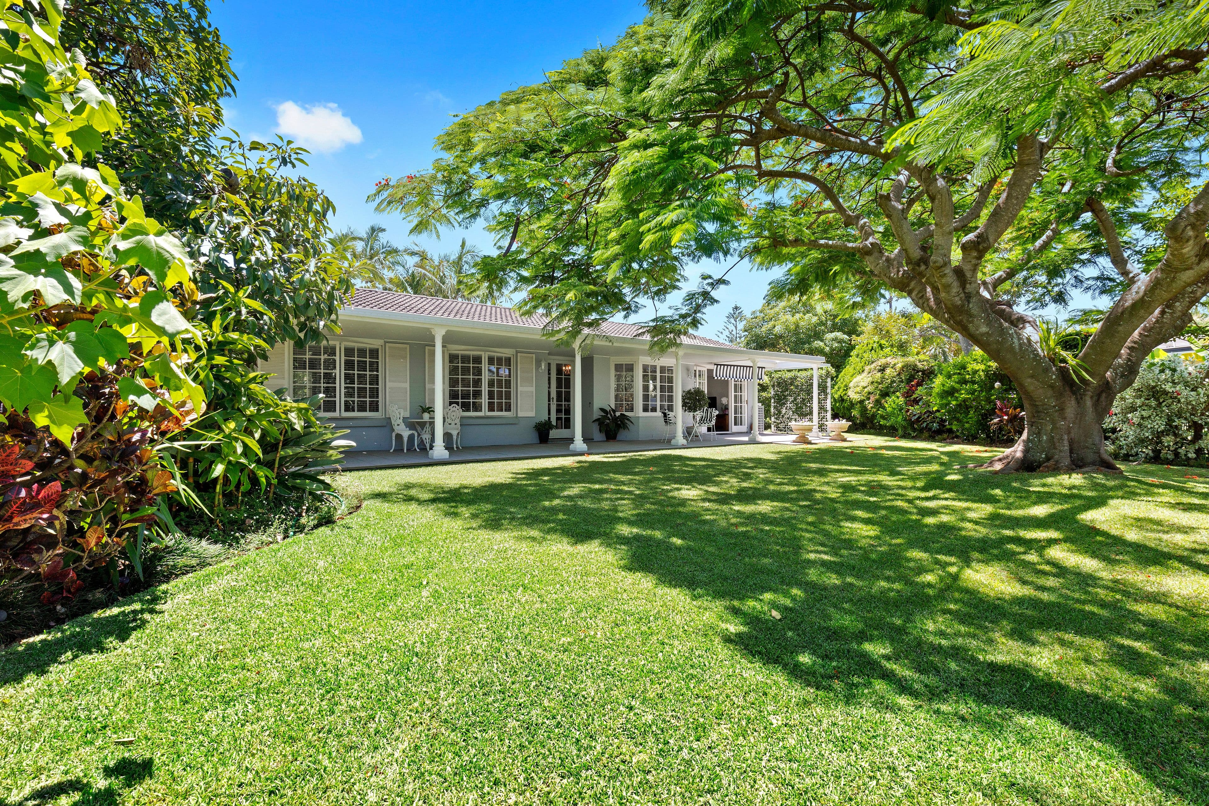 12 Savoy Drive, Broadbeach Waters QLD 4218, Broadbeach Waters - Thumbnail 5