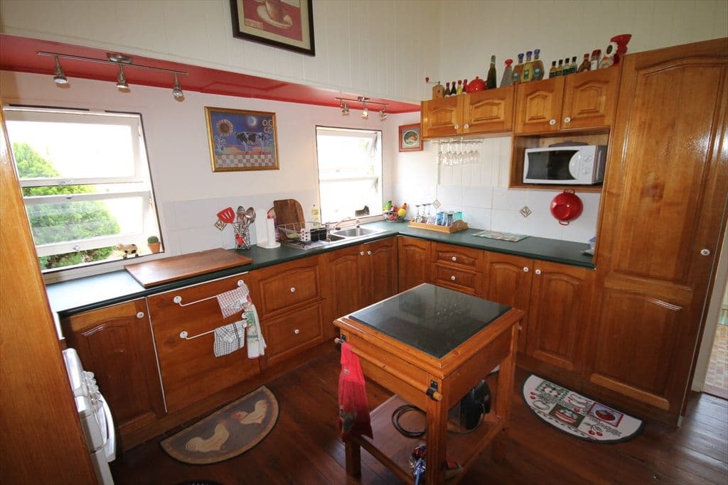 10 CAMPBELL Street, BELL QLD 4408, Bell - Thumbnail 2