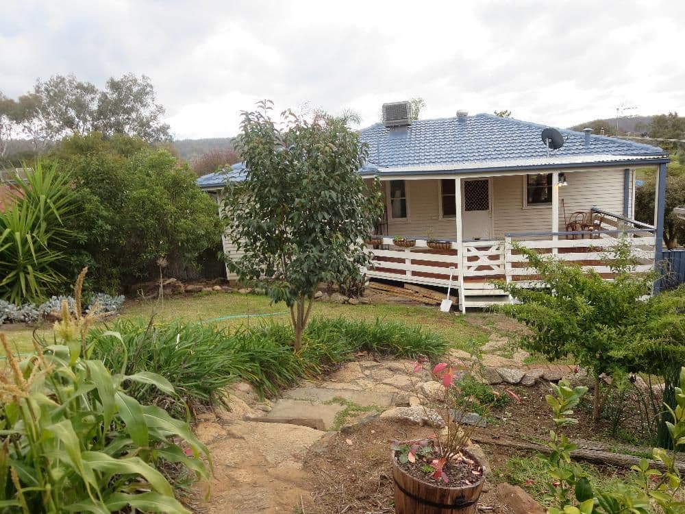 852 Watson Street, ALBURY NSW 2640, Albury - Thumbnail 2