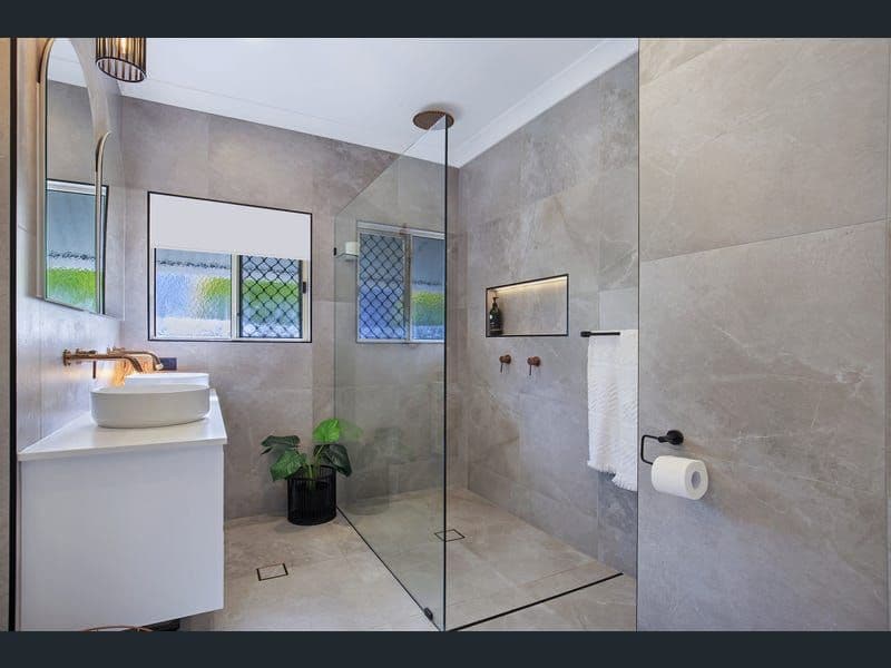 127 Saraband Drive, Eatons Hill QLD 4037, Eatons Hill - Thumbnail 8