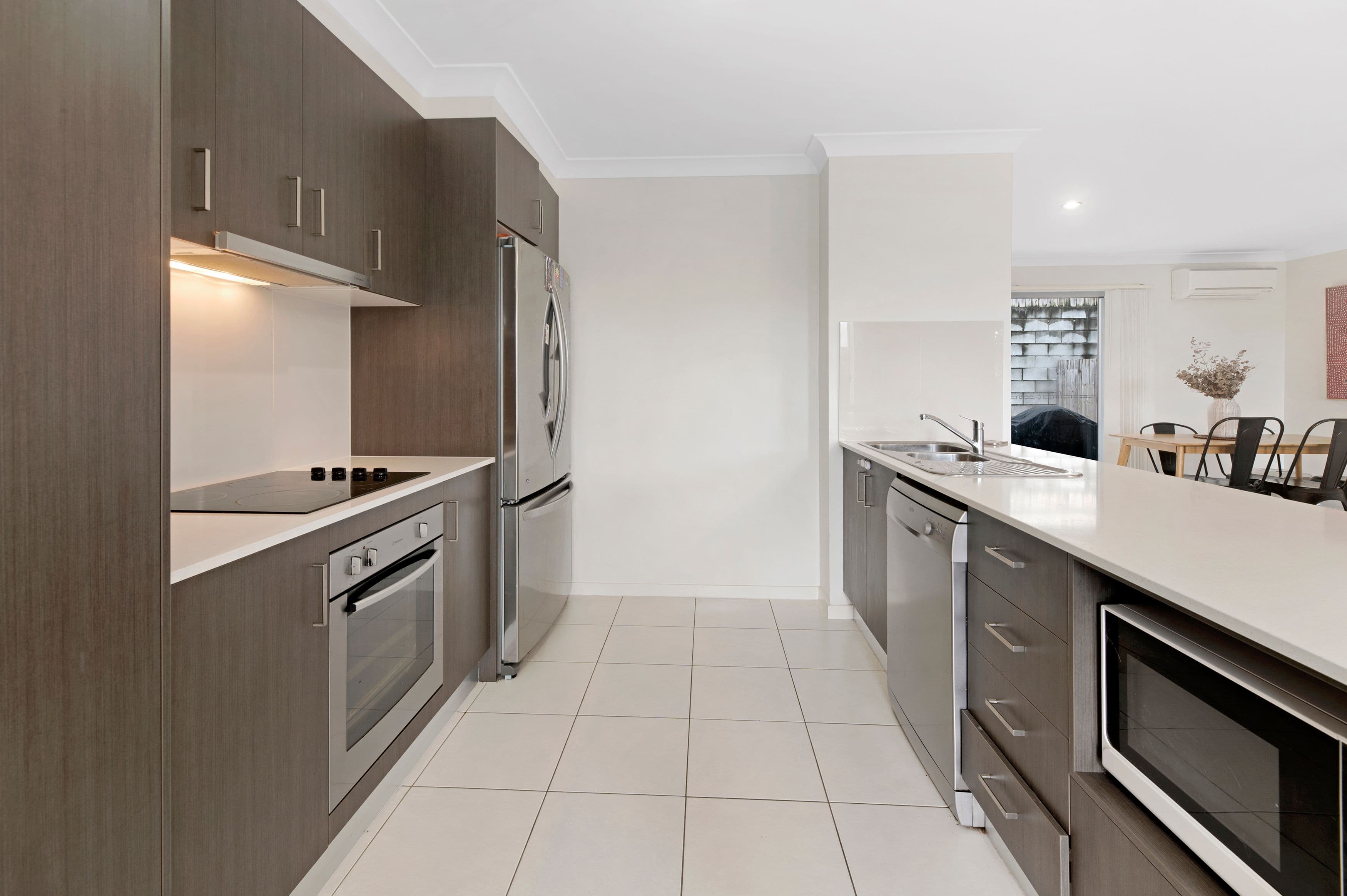 2 Kay Street, Pimpama QLD 4209, Pimpama - Thumbnail 2