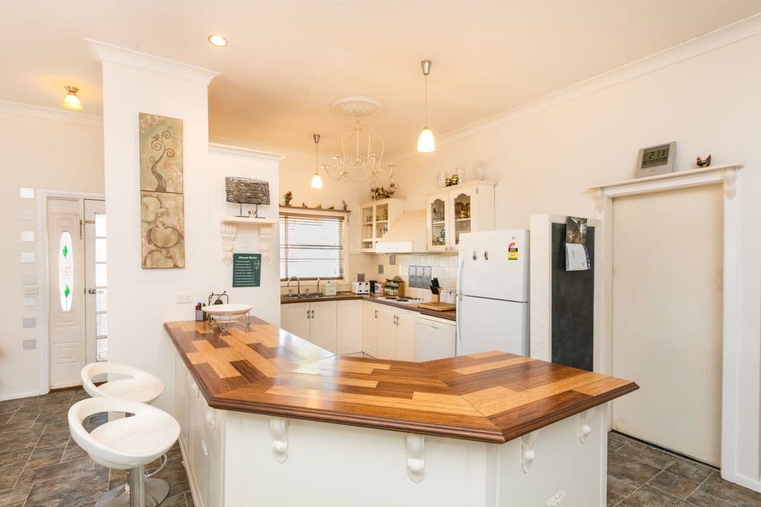 219 Ponde Street, Red Cliffs VIC 3496, Red Cliffs - Thumbnail 2