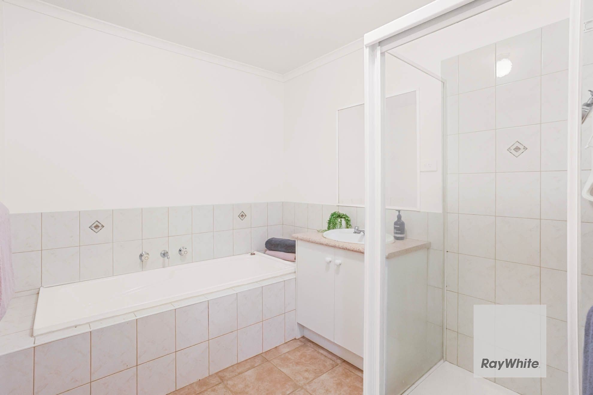 19 Santolin Drive, Hillside VIC 3037, Hillside - Thumbnail 7