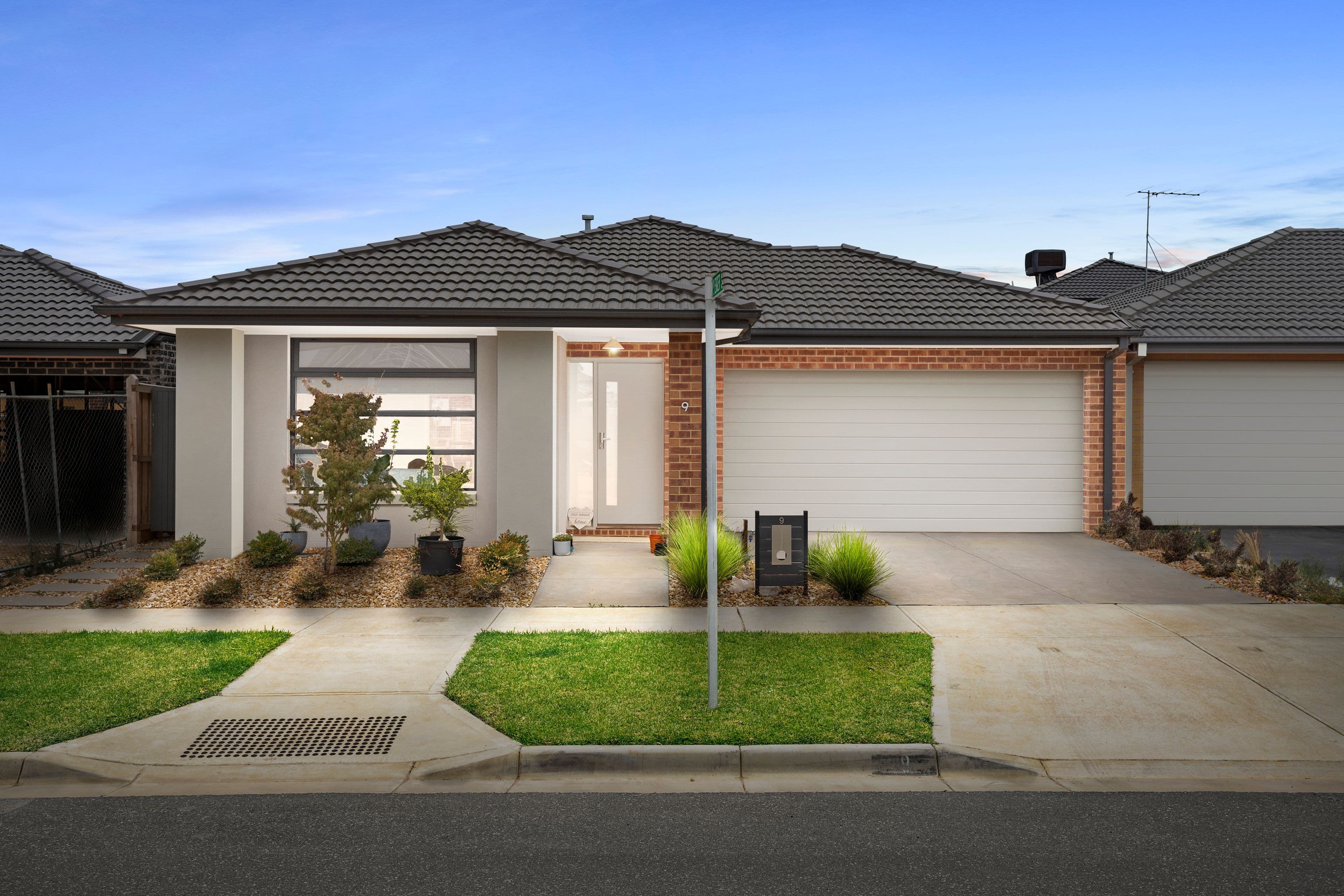 9 Hearthstone Circuit, Clyde North VIC 3978, Clyde North - Image 1