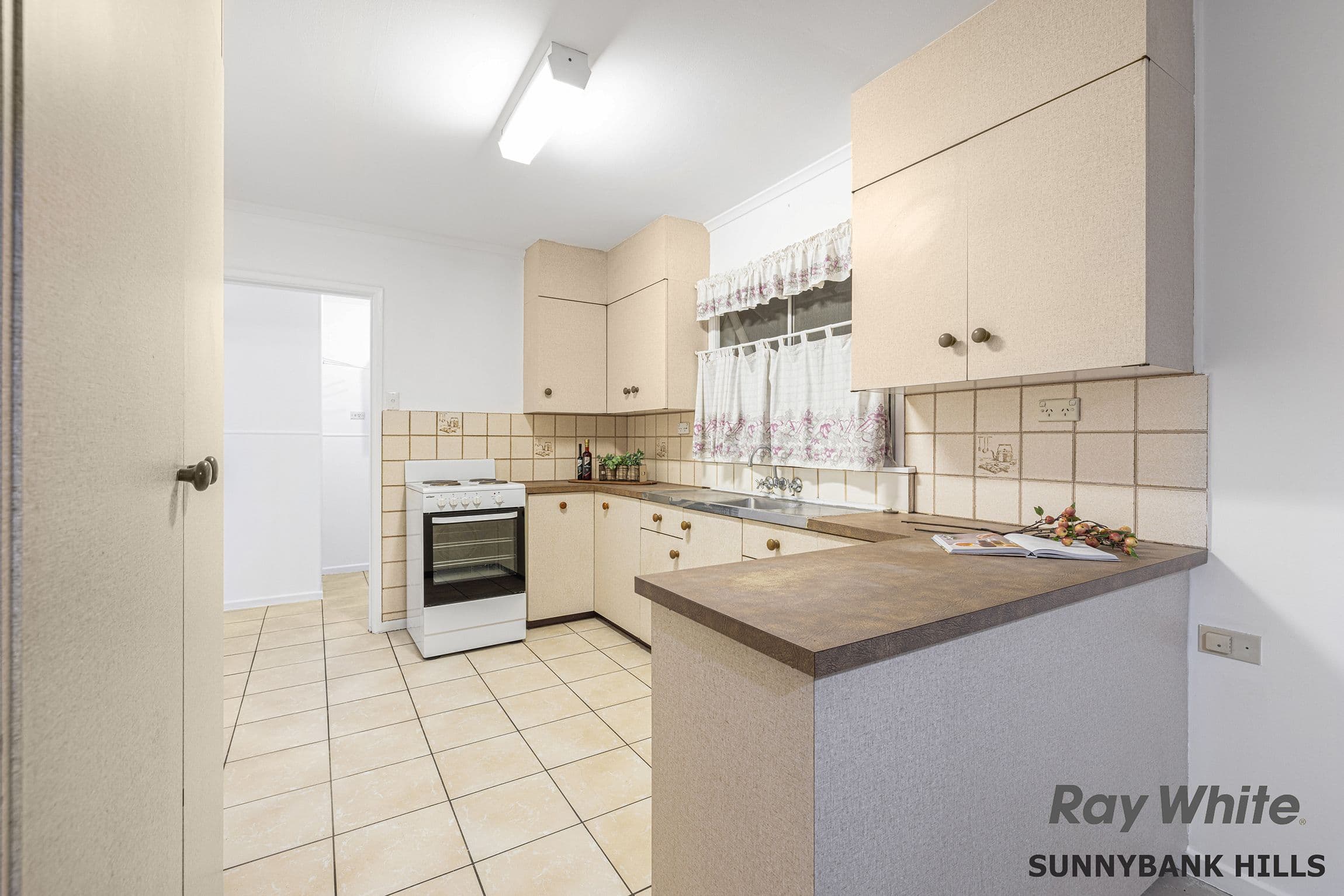 16 Romilly Street, Sunnybank Hills QLD 4109, Sunnybank Hills - Thumbnail 6