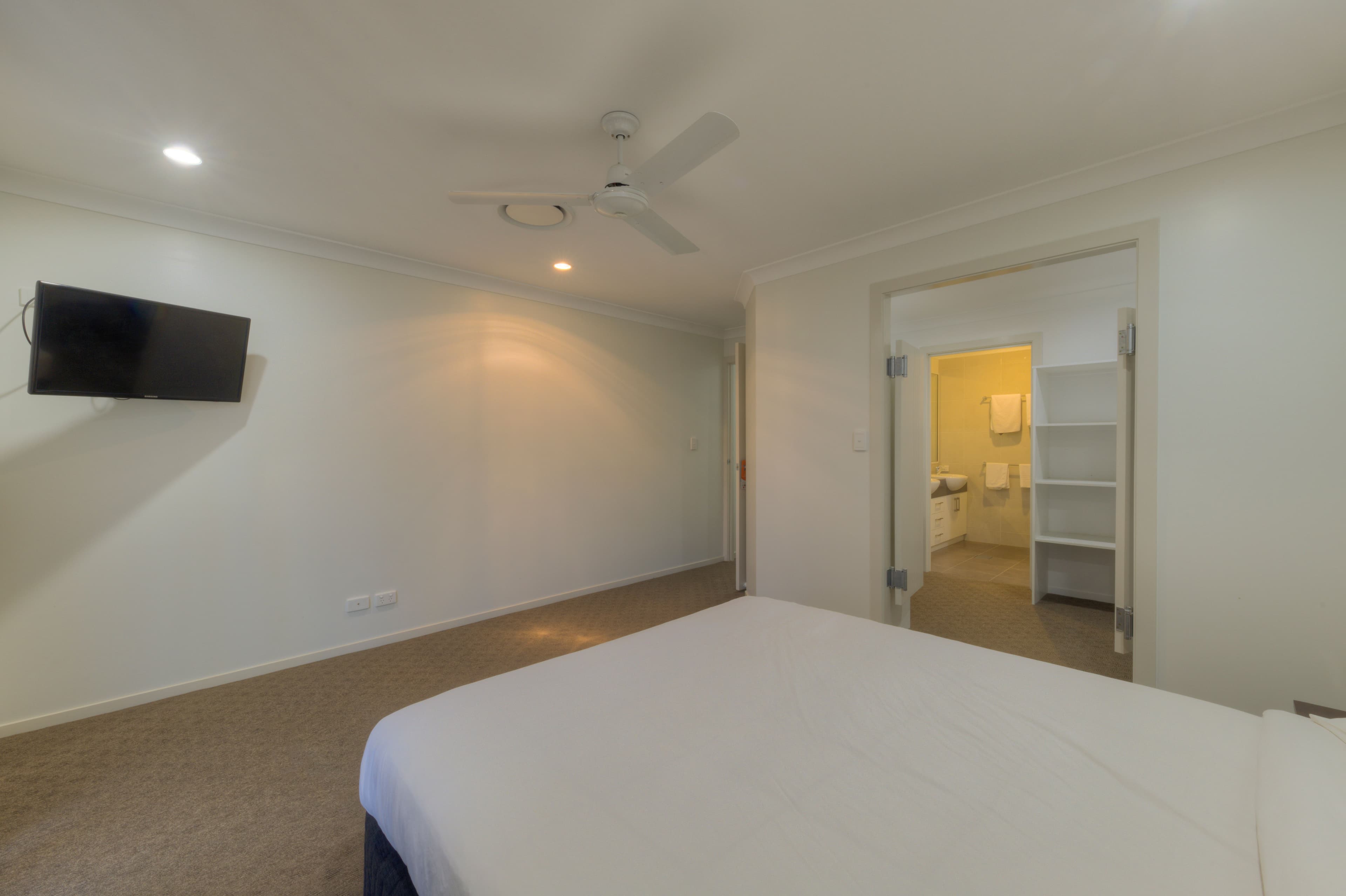  22 Pine Street, Miles QLD 4415, Miles - Thumbnail 8