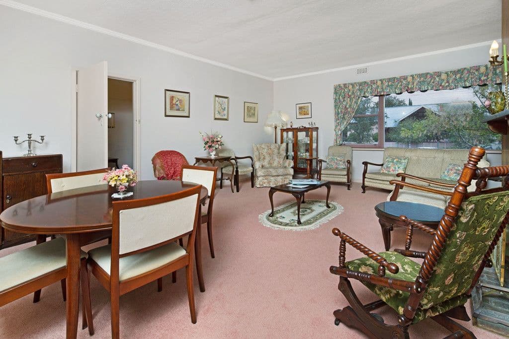 6 Service Street, Lake Wendouree VIC 3350, Lake Wendouree - Thumbnail 3