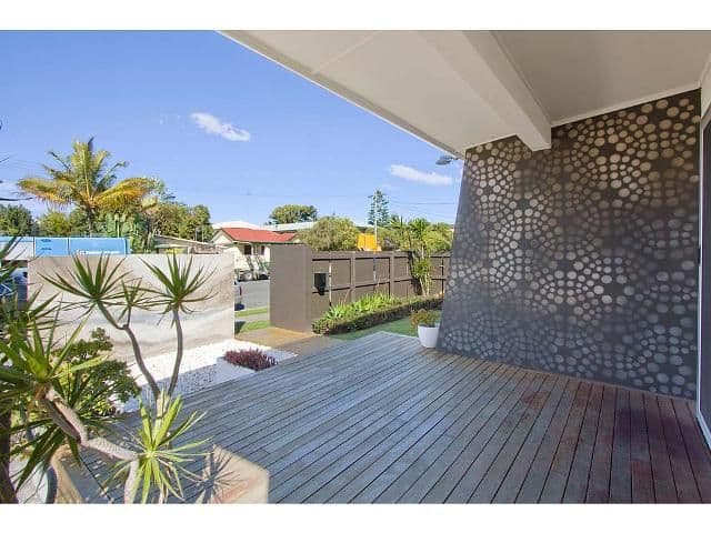 42 Middle Street, LABRADOR QLD 4215, Labrador - Thumbnail 3