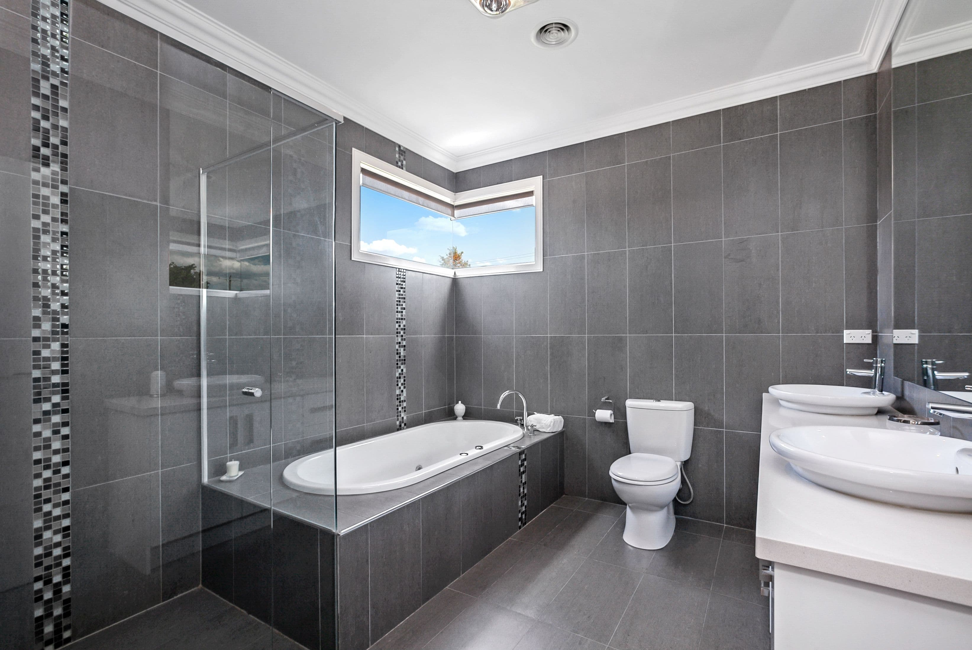 34 Barry Street, Reservoir VIC 3073, Reservoir - Thumbnail 7