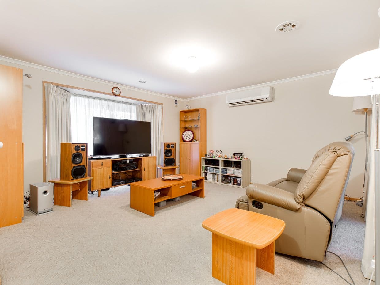 5 Woodside Court, Werribee VIC 3030, Werribee - Thumbnail 2