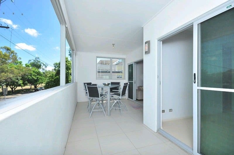 28 Dengate Lane, ST LUCIA QLD 4067, St Lucia - Thumbnail 3