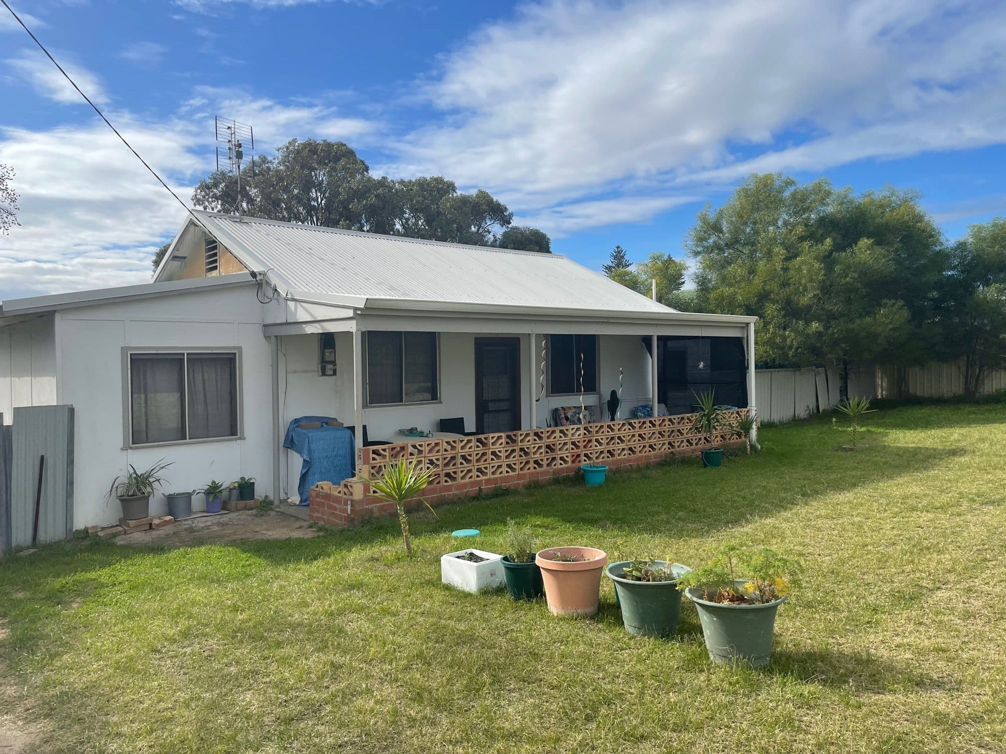 8 Armstrong Street, Dongara WA 6525, Dongara - Thumbnail 2
