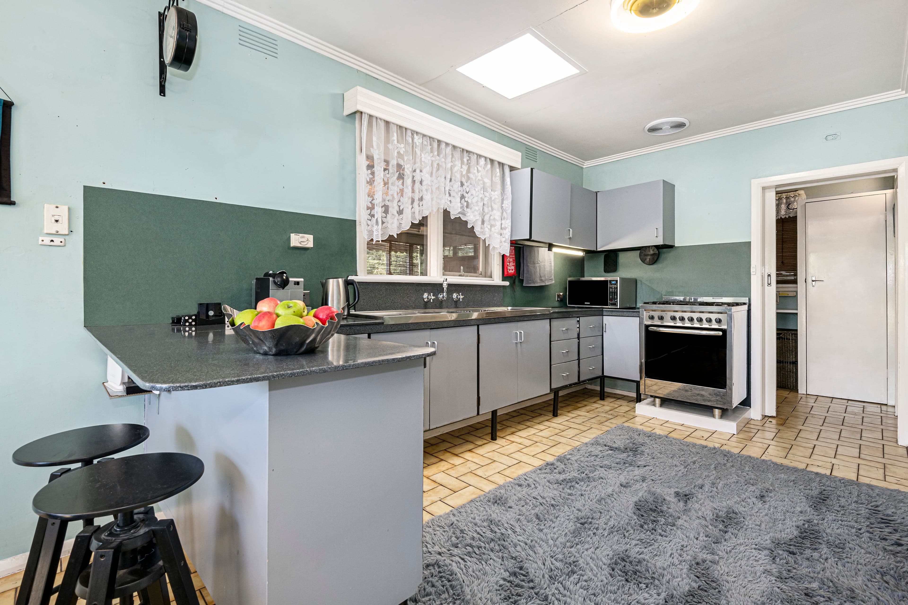 16 Wunalla Road, Seaford VIC 3198, Seaford - Thumbnail 4