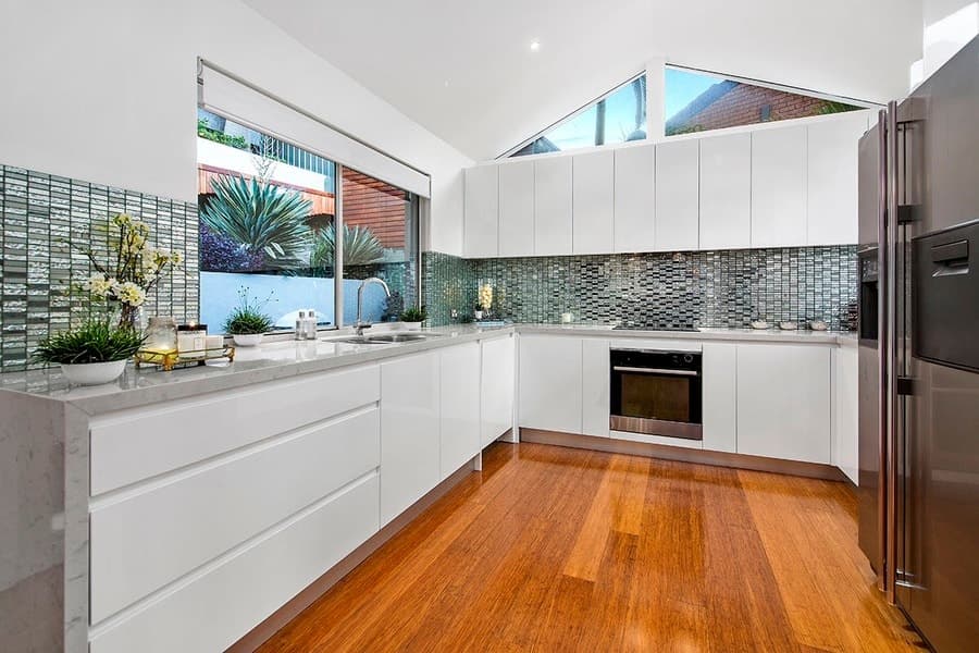 46 Griffin Parade, Illawong, Illawong - Thumbnail 5