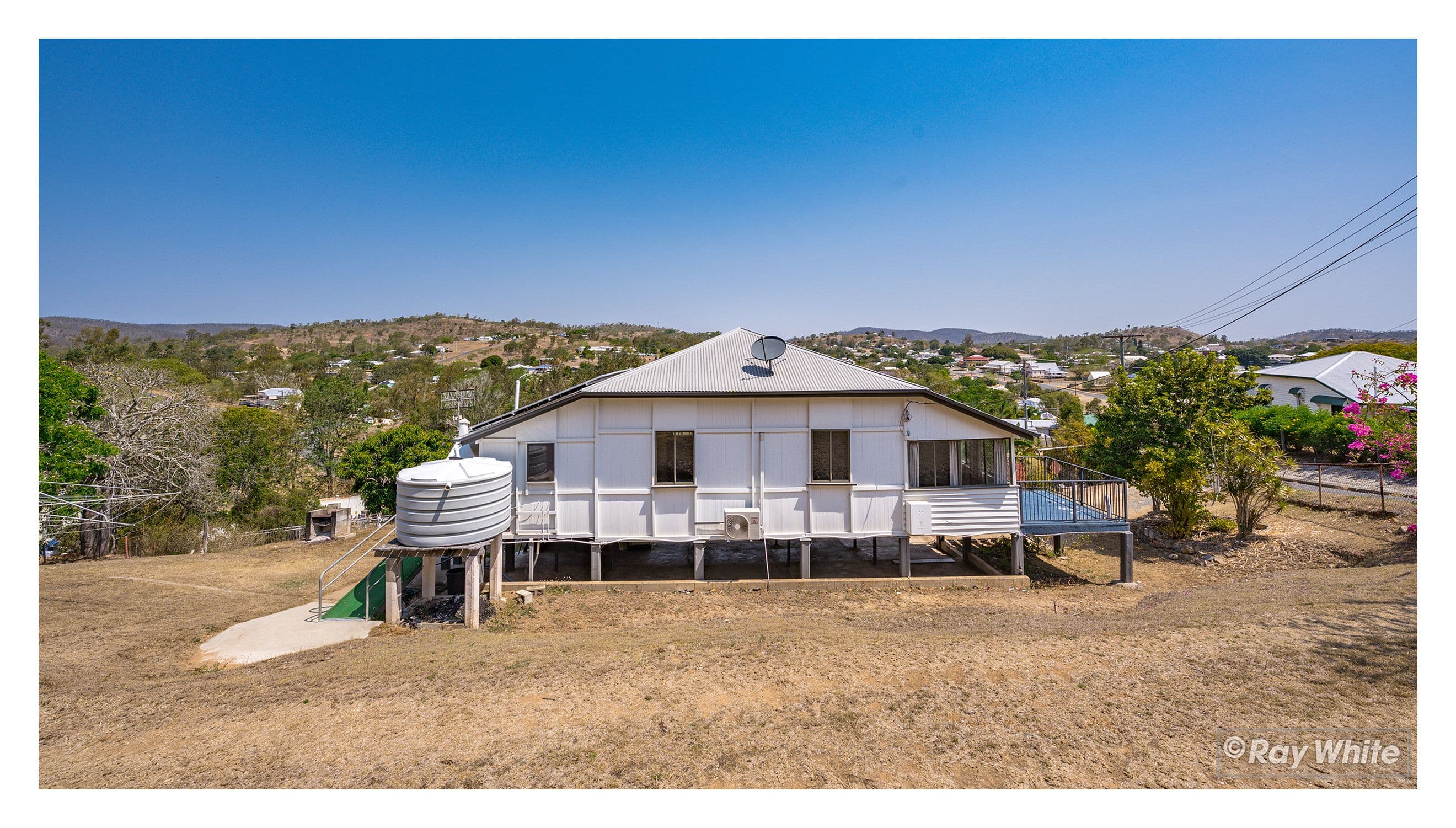 4 Hill Street, Mount Morgan QLD 4714, Mount Morgan - Thumbnail 6