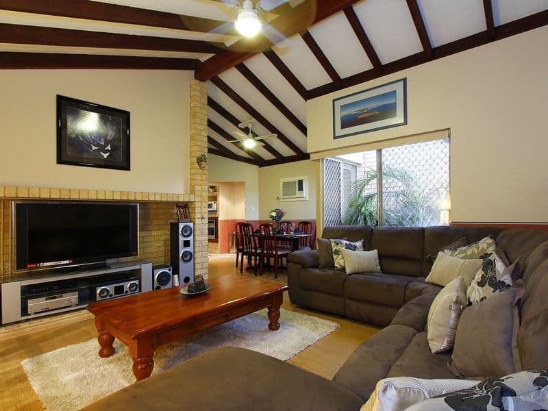 82  Hamelin Drive, BALLAJURA WA 6066, Ballajura - Image 1