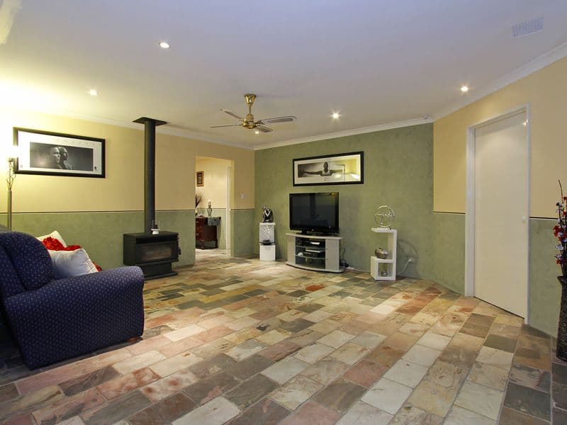 82  Hamelin Drive, BALLAJURA WA 6066, Ballajura - Thumbnail 8