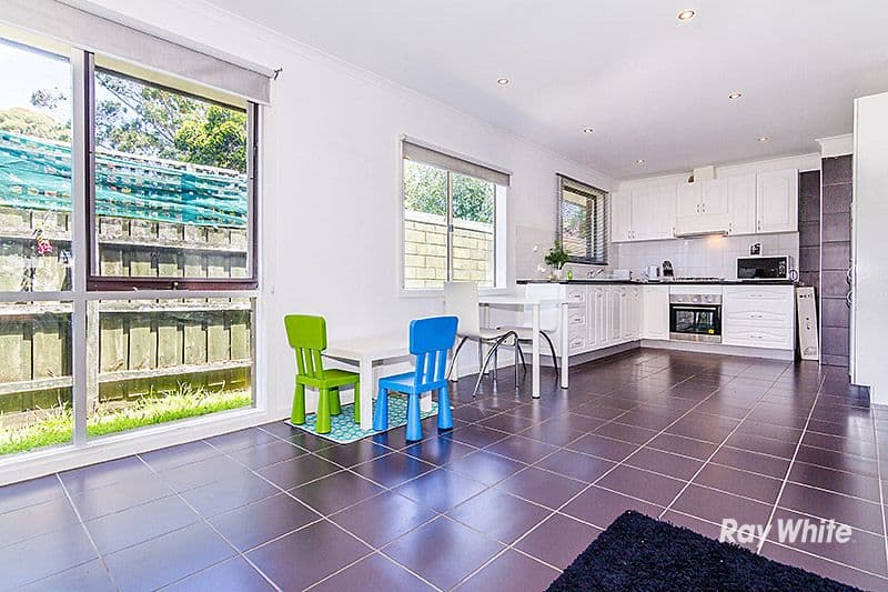 5 Binding Avenue, Cranbourne VIC 3977, Cranbourne - Thumbnail 3