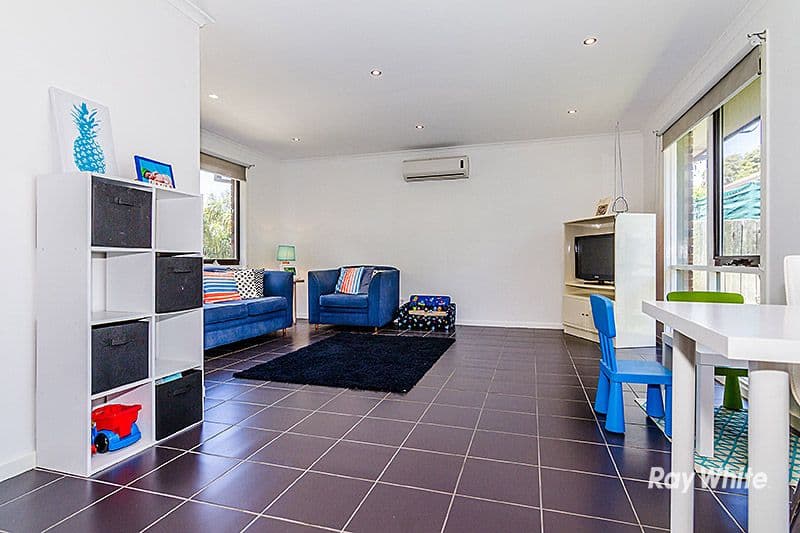 5 Binding Avenue, Cranbourne VIC 3977, Cranbourne - Thumbnail 4