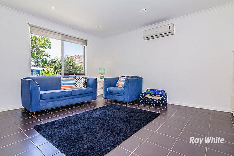 5 Binding Avenue, Cranbourne VIC 3977, Cranbourne - Thumbnail 5