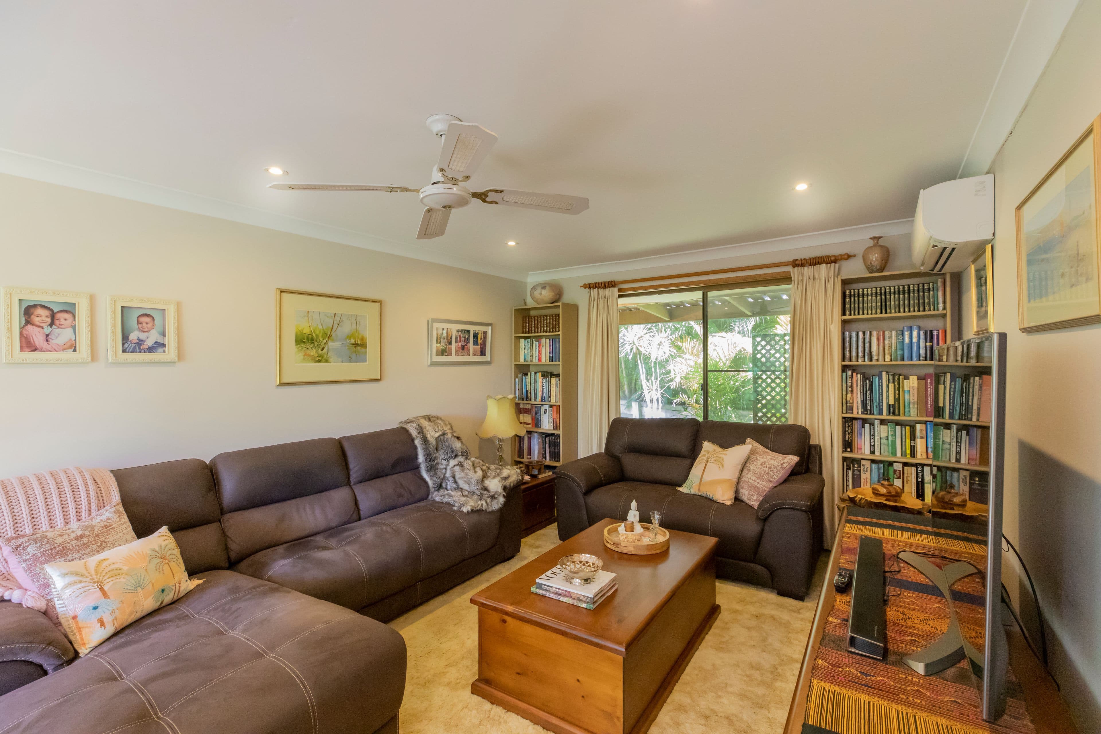 6 Hammond Drive, Gaven QLD 4211, Gaven - Thumbnail 8