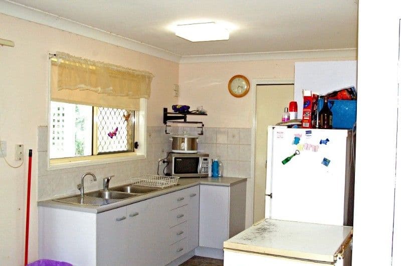 20 Surrey Court, DECEPTION BAY QLD 4508, Deception Bay - Thumbnail 5