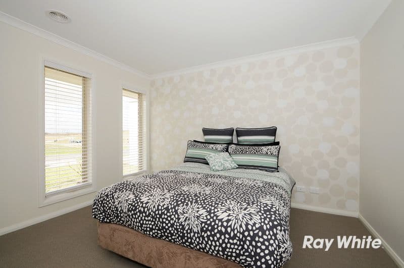 5 Sandstone Drive, BOTANIC RIDGE VIC 3977, Botanic Ridge - Thumbnail 8