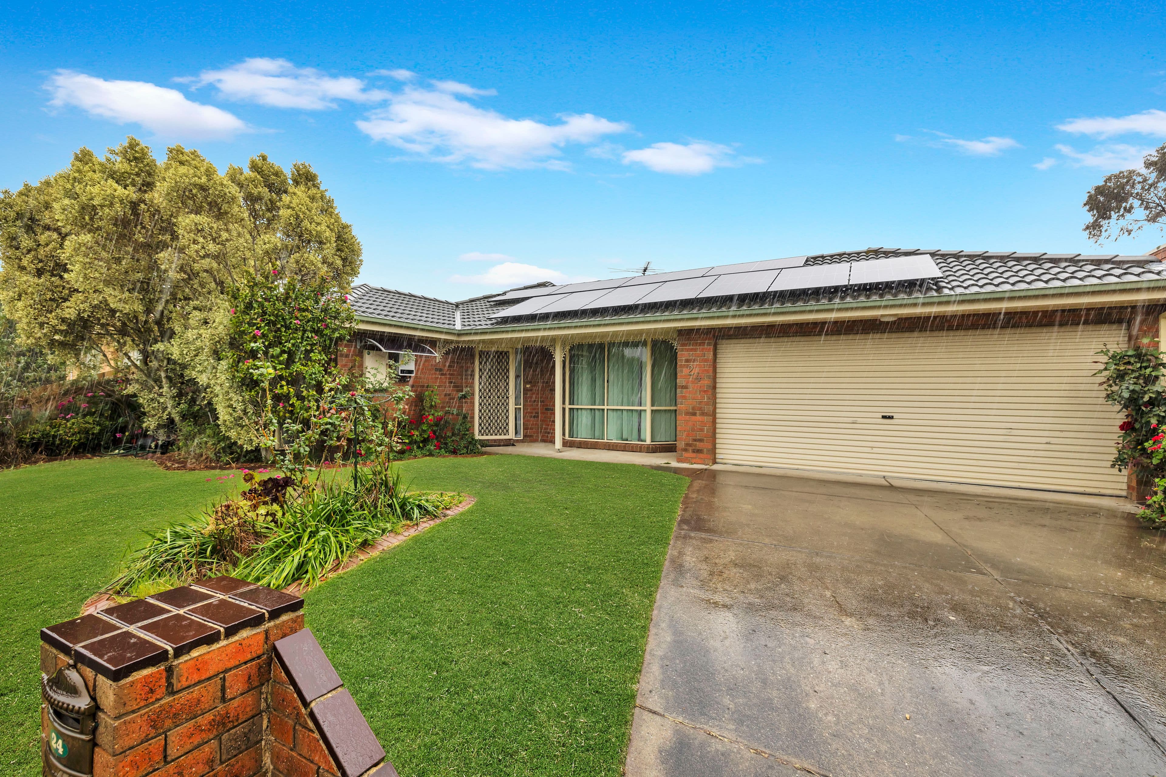 24 Thomas Place, Pakenham VIC 3810, Pakenham - Image 1