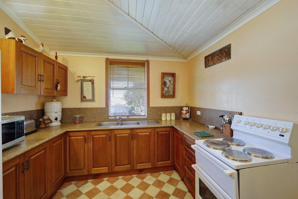 47 Burnett Street, Bundaberg South QLD 4670, Bundaberg South - Thumbnail 7