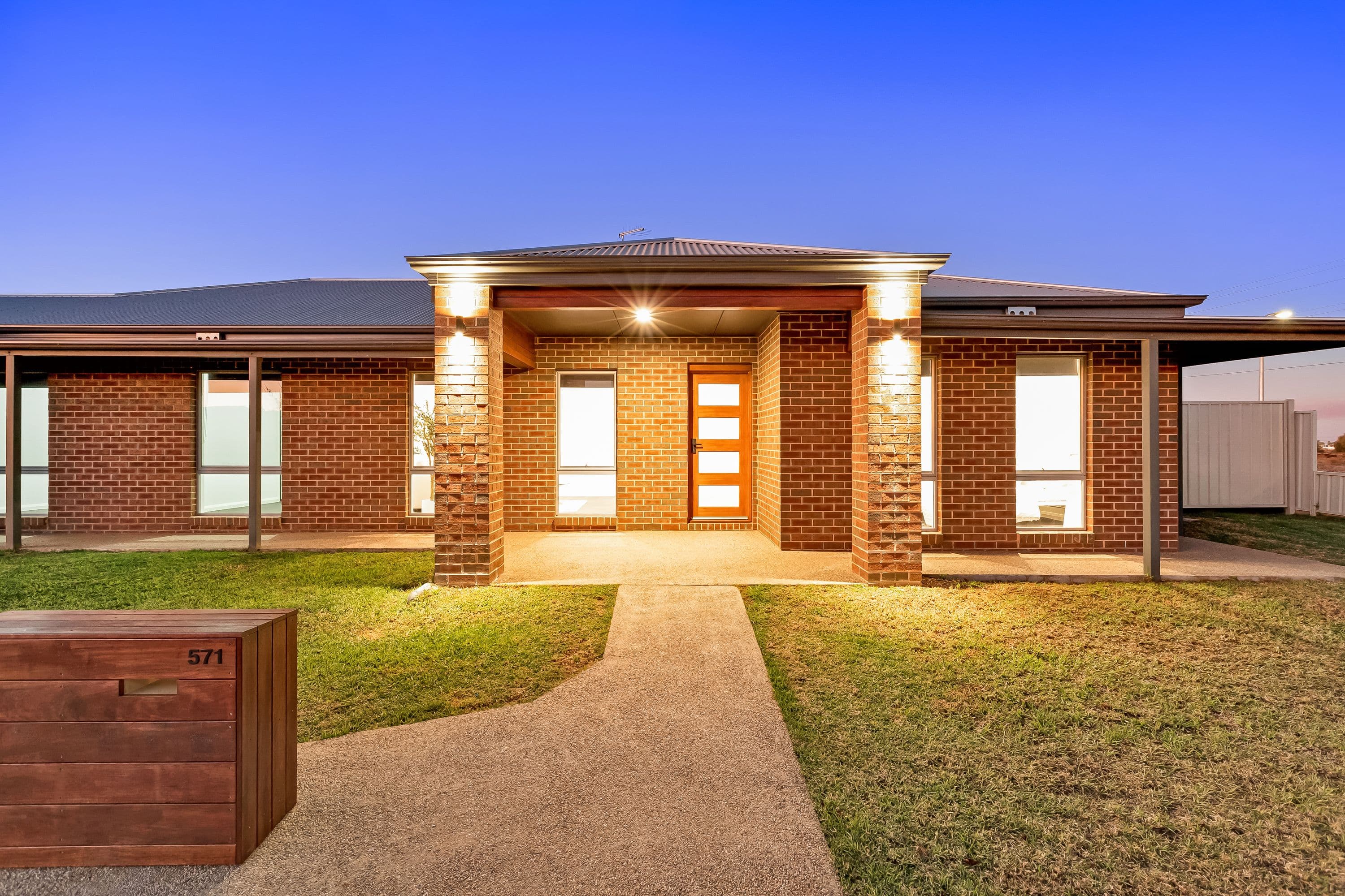 571 Etiwanda Avenue, Mildura VIC 3500, Mildura - Thumbnail 2