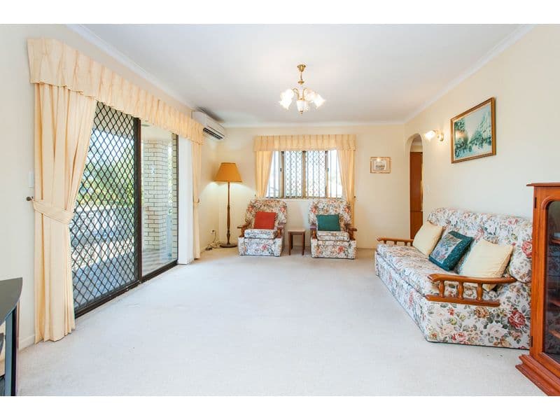 49 Cummin Street, WISHART QLD 4122, Wishart - Thumbnail 4