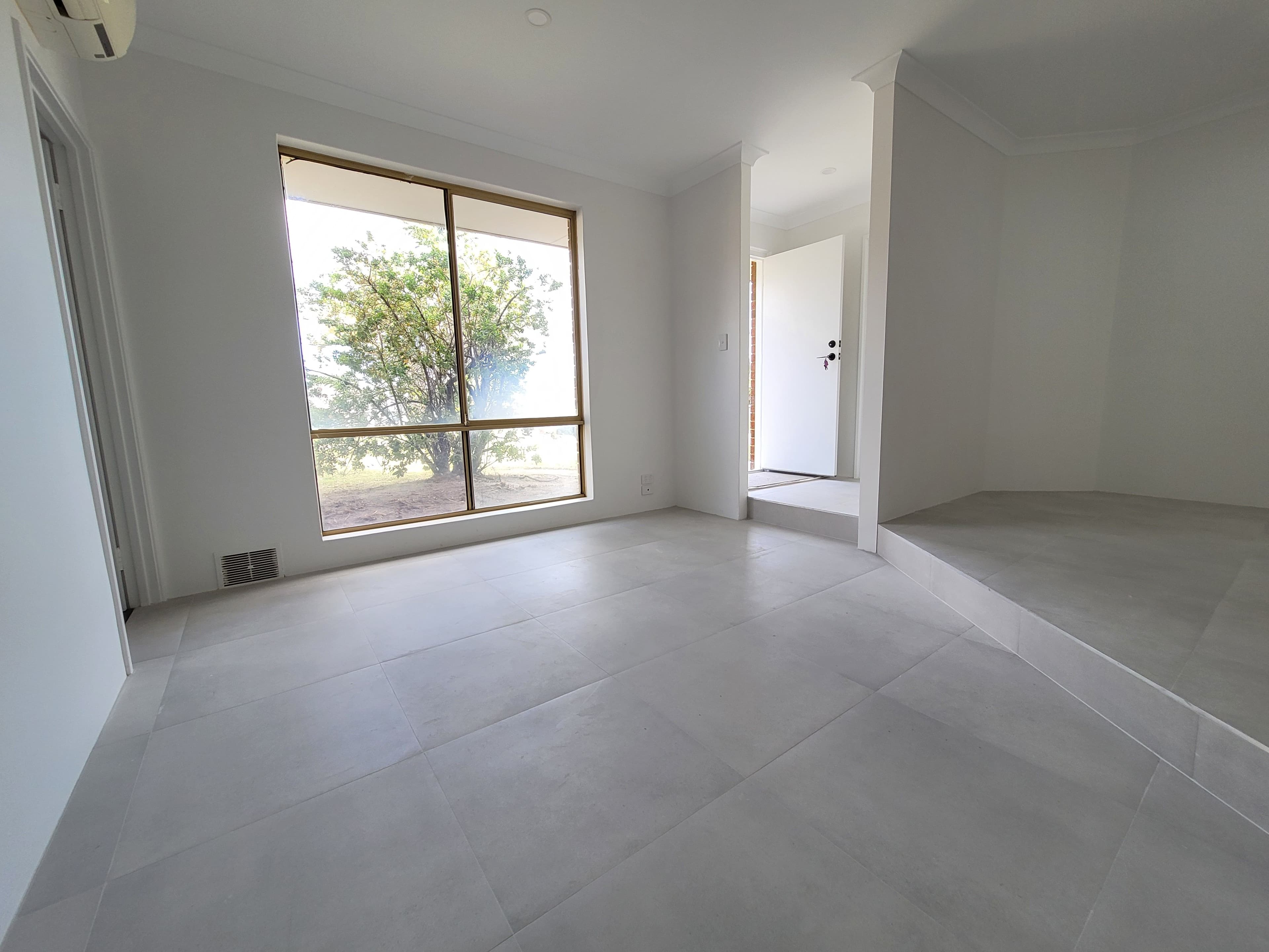 7 Endgate Court, Parkwood WA 6147, Parkwood - Thumbnail 2