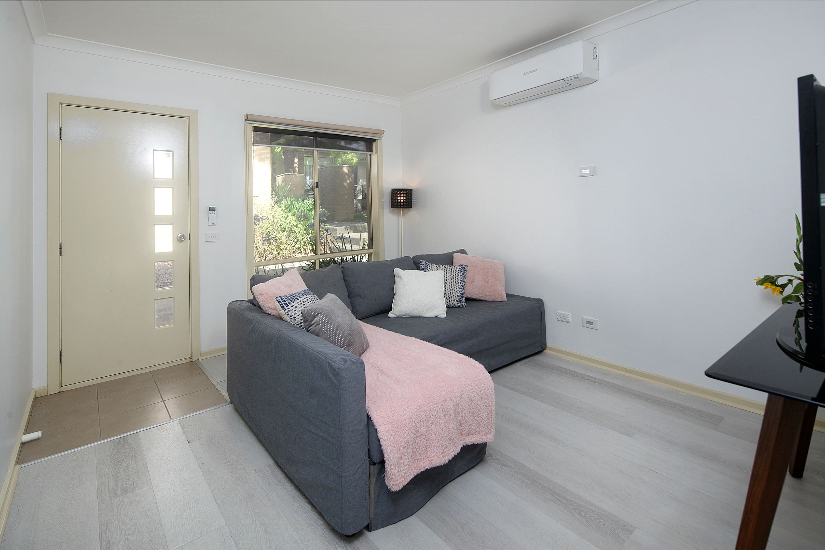 8 / 13 Dover Road, Williamstown VIC 3016, Williamstown - Thumbnail 2