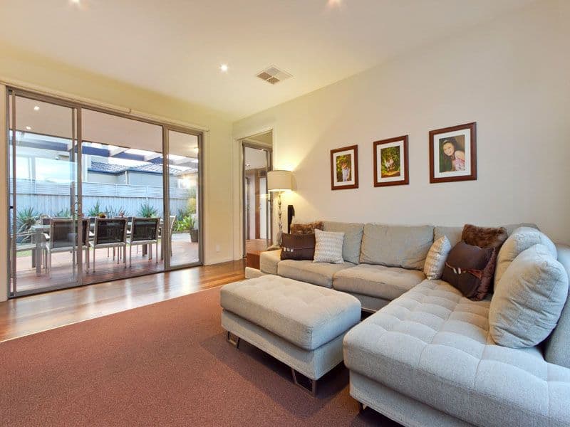 15 Island Point Avenue, WATERWAYS VIC 3195, Waterways - Thumbnail 2