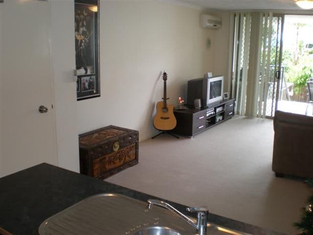 16 Mascar Street, UPPER MOUNT GRAVATT QLD 4122, Upper Mount Gravatt - Thumbnail 8