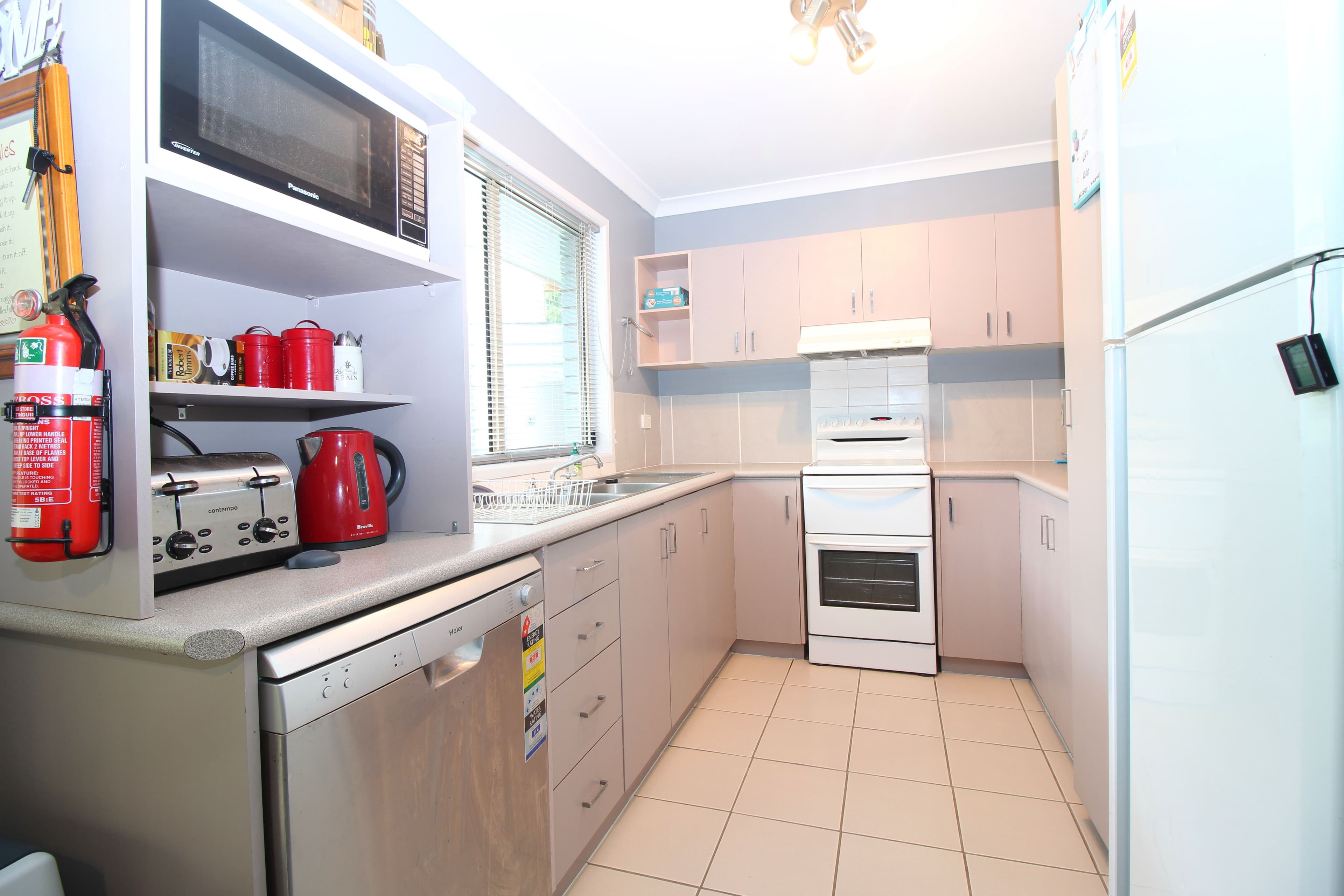 9 Frank Bell Street, Emerald QLD 4720, Emerald - Thumbnail 5