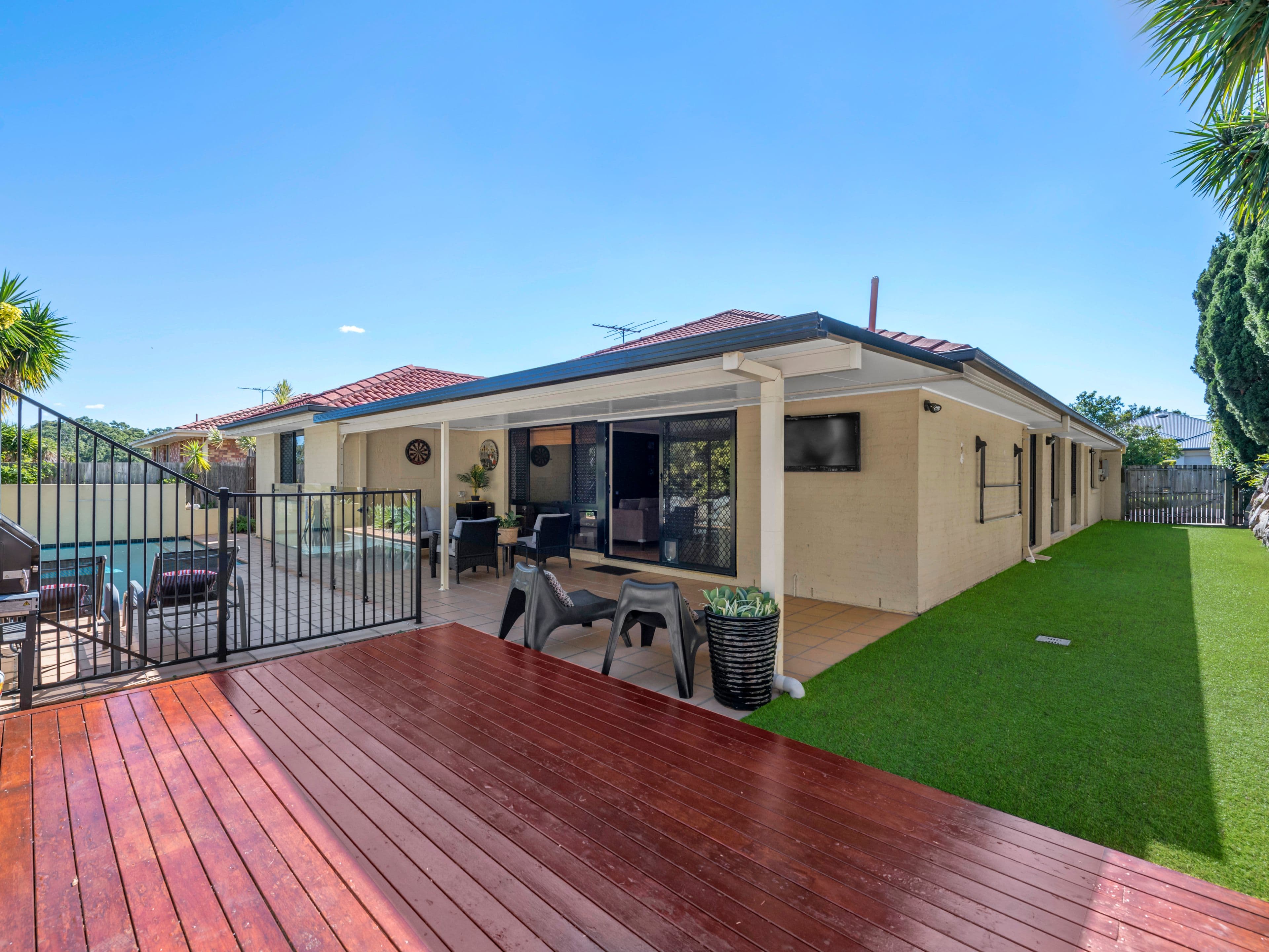 9 Capella Place, Bridgeman Downs QLD 4035, Bridgeman Downs - Thumbnail 2
