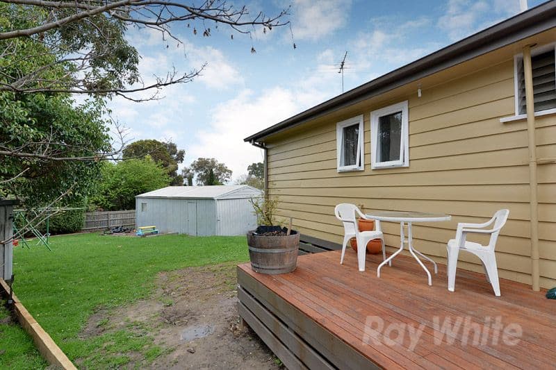 39 Silverton Drive, FERNTREE GULLY VIC 3156, Ferntree Gully - Thumbnail 6