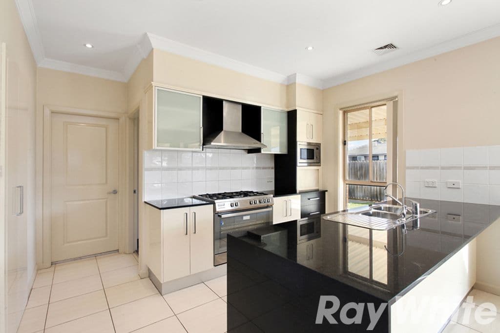 23 Watford Drive, STANHOPE GARDENS NSW 2768, Stanhope Gardens - Thumbnail 3