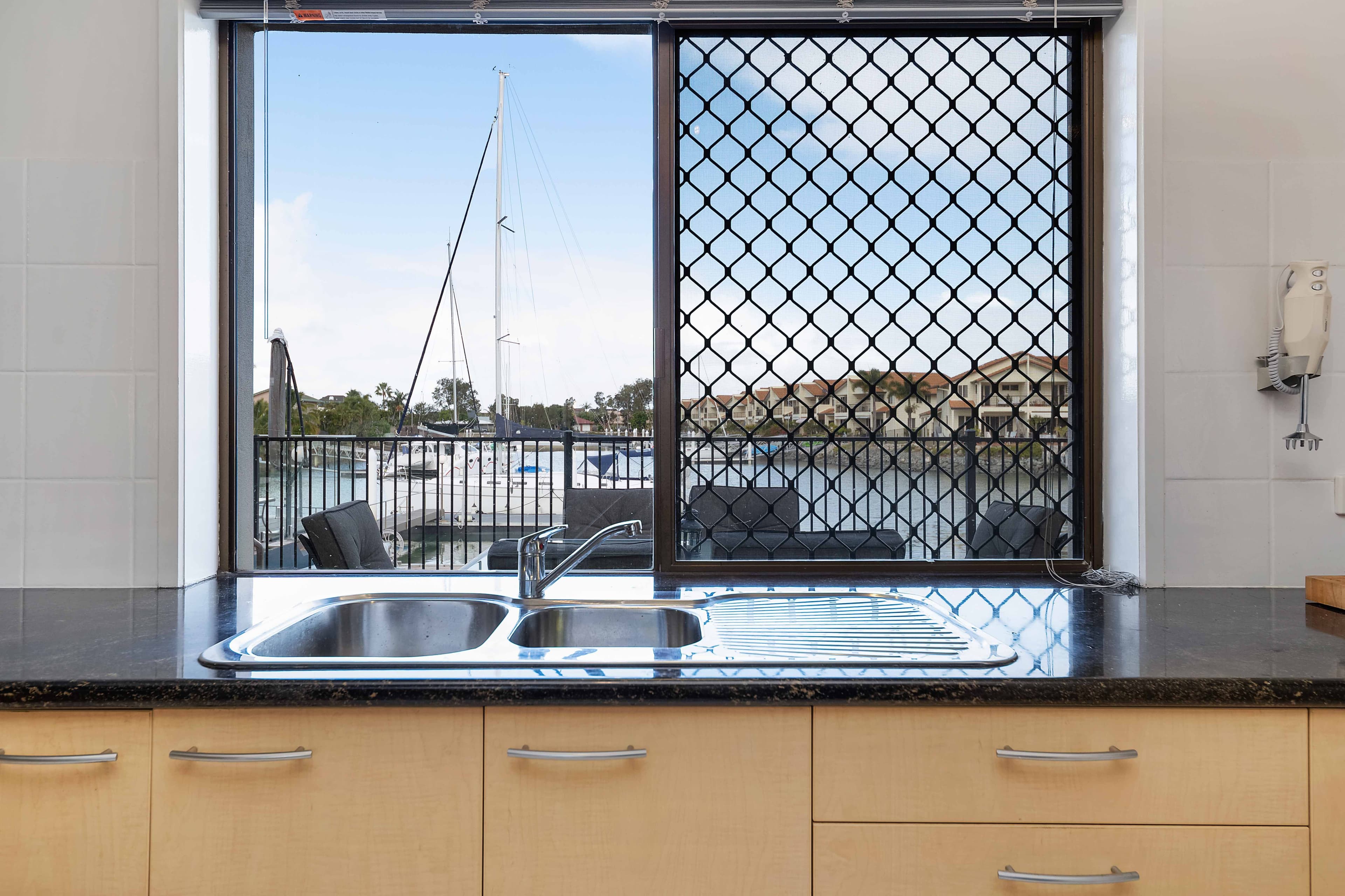 46 Courageous Court, NEWPORT QLD 4020, Newport - Thumbnail 8