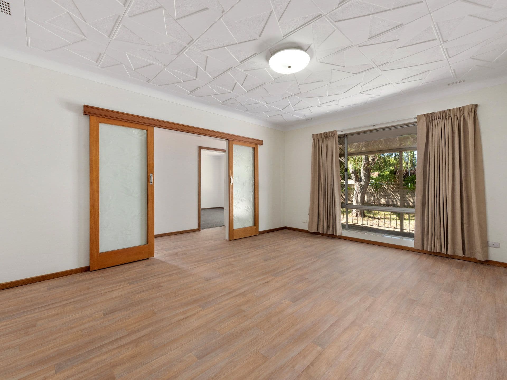 1 Lawrence Street, Bayswater WA 6053, Bayswater - Thumbnail 4