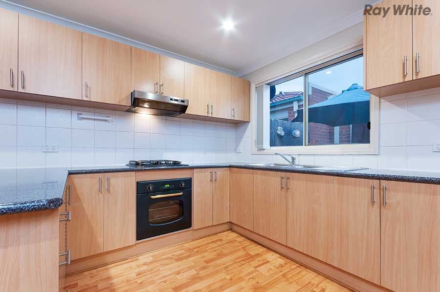 8 Sayvel Close, Hillside VIC 3037, Hillside - Thumbnail 4