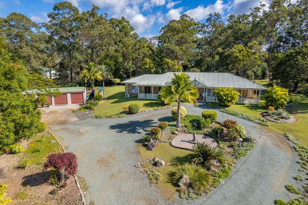 27 Heather Court, Woodford QLD 4514, Woodford - Thumbnail 2