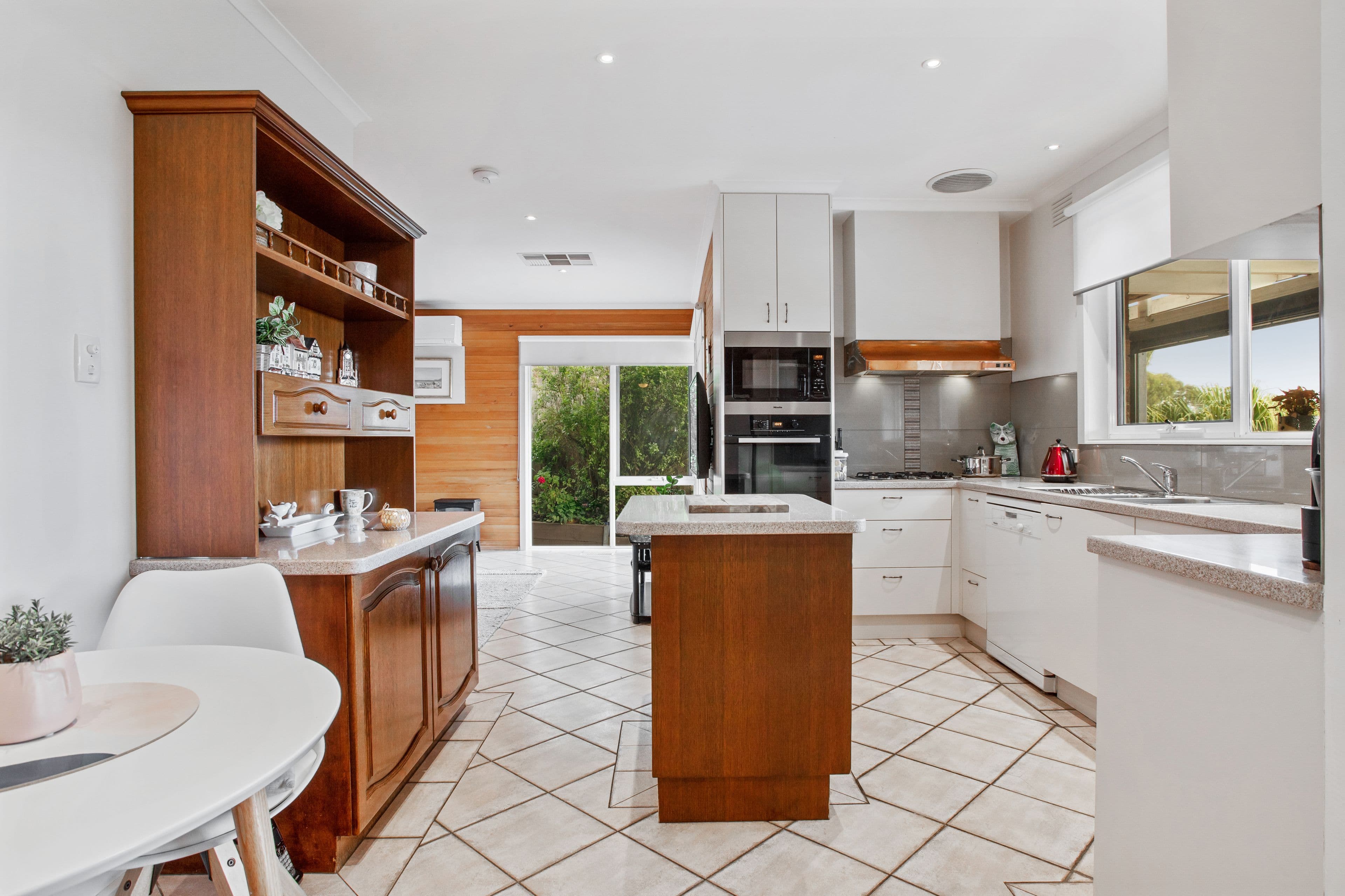 11 Cantala Crescent, Ringwood North VIC 3134, Ringwood North - Thumbnail 8