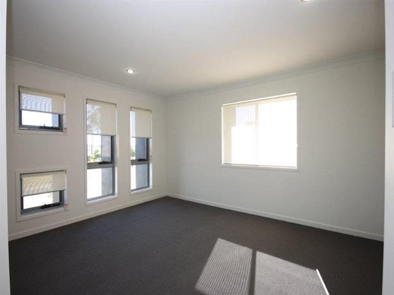 2 Keppel Way, Coomera QLD 4209, Coomera - Thumbnail 4