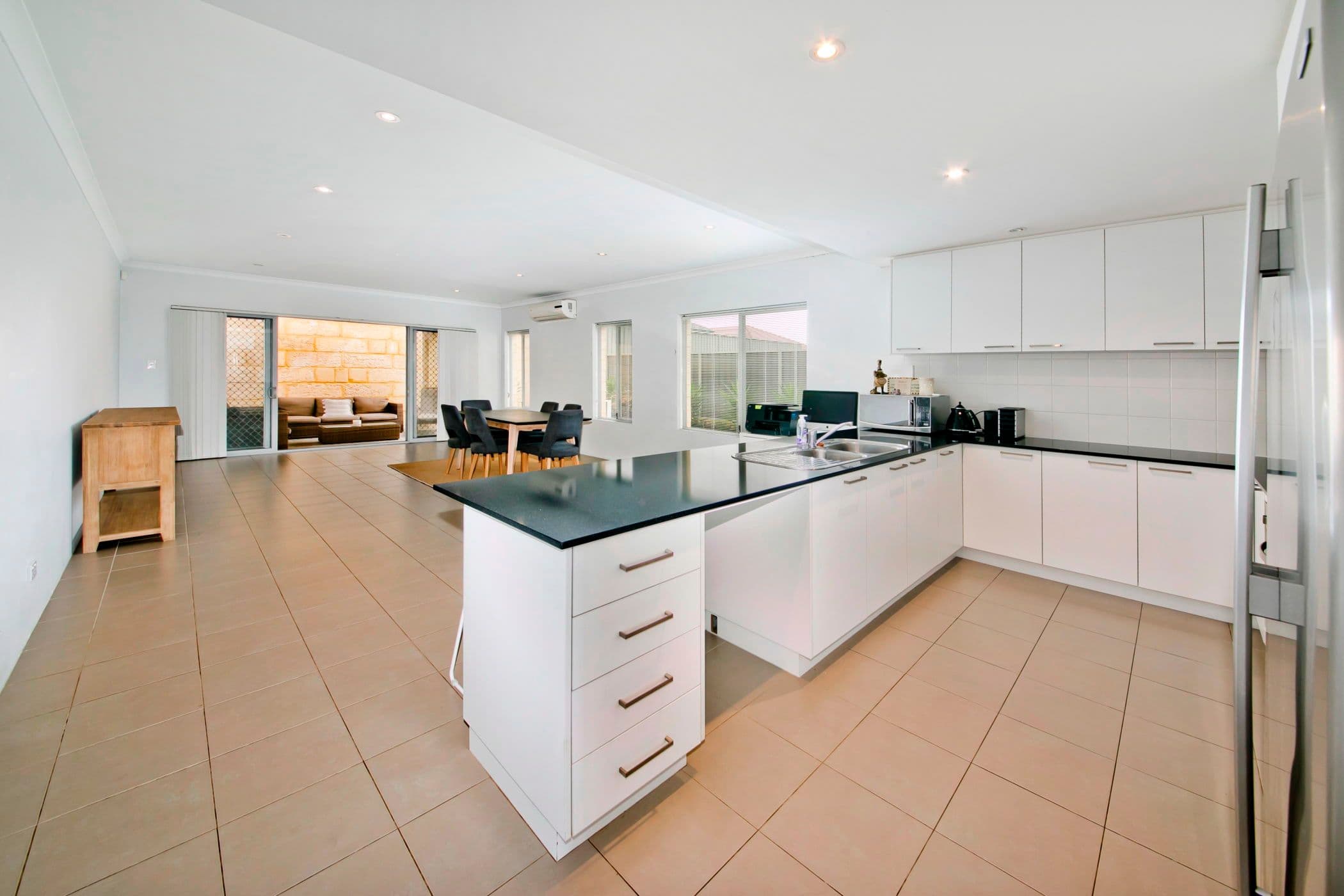 19 Donatello Drive, Landsdale WA 6065, Landsdale - Thumbnail 6