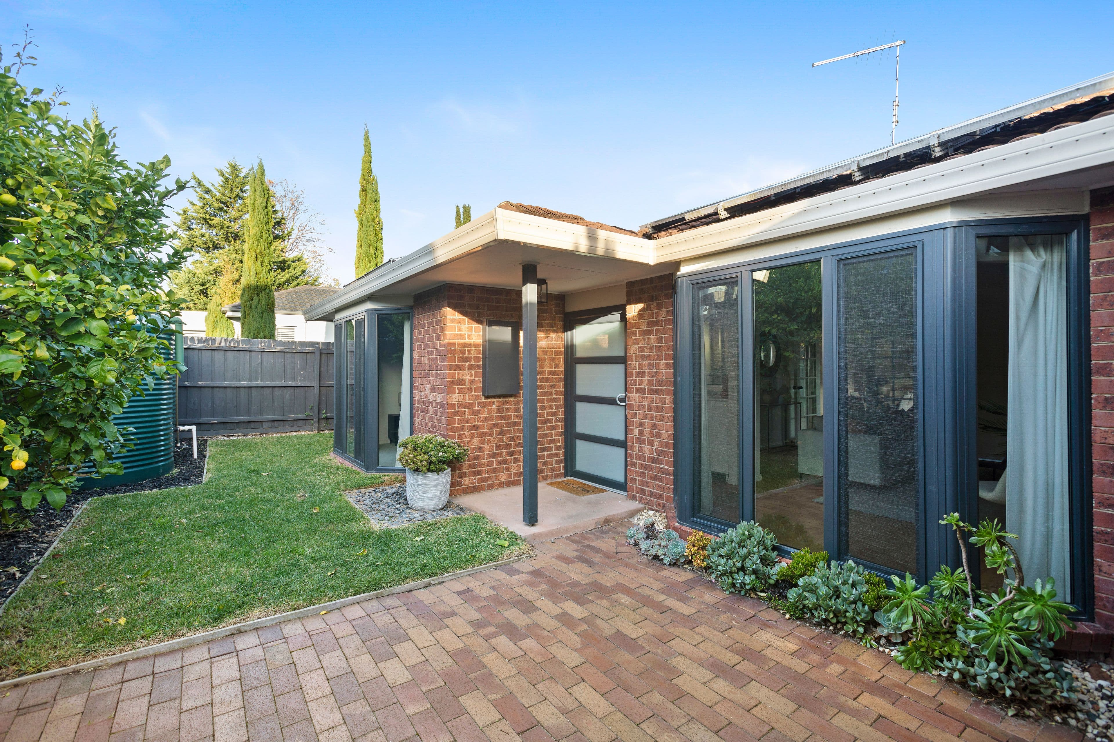35 Olympic Avenue, Cheltenham VIC 3192, Cheltenham - Image 1