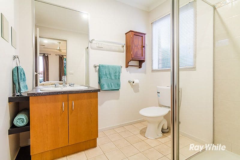 23 Gatehouse Parade, Cranbourne East VIC 3977, Cranbourne East - Thumbnail 5